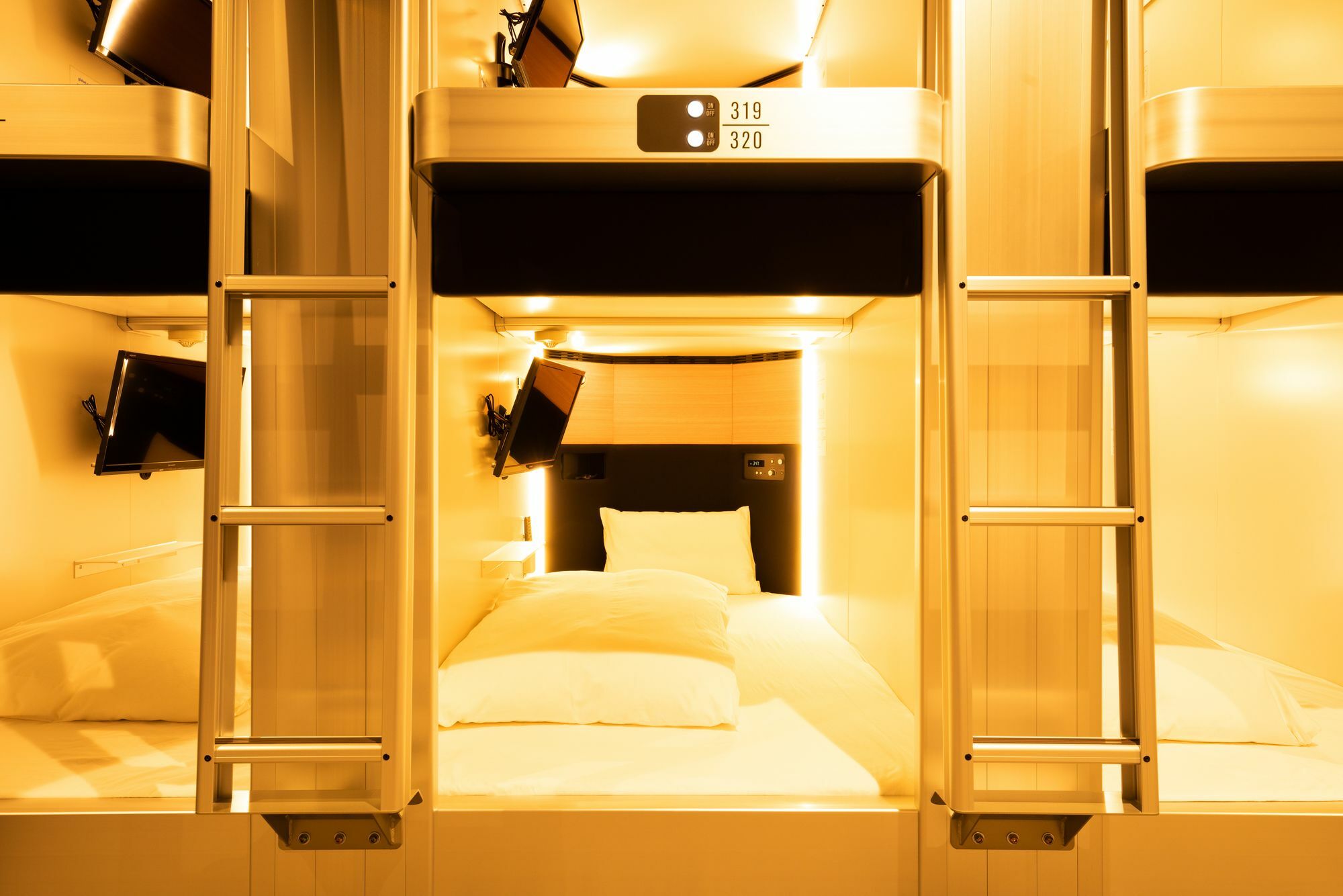 Global Cabin Yokohama Chukagai ภายนอก รูปภาพ